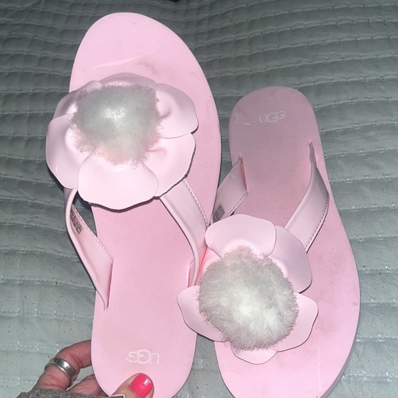 Cute sandals - Picture 2 of 3